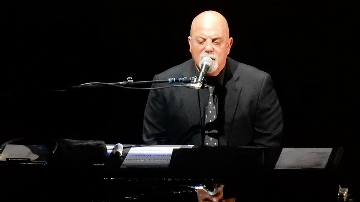 Billy Joel Cancels All Concerts After Brain Disorder Diagnosis